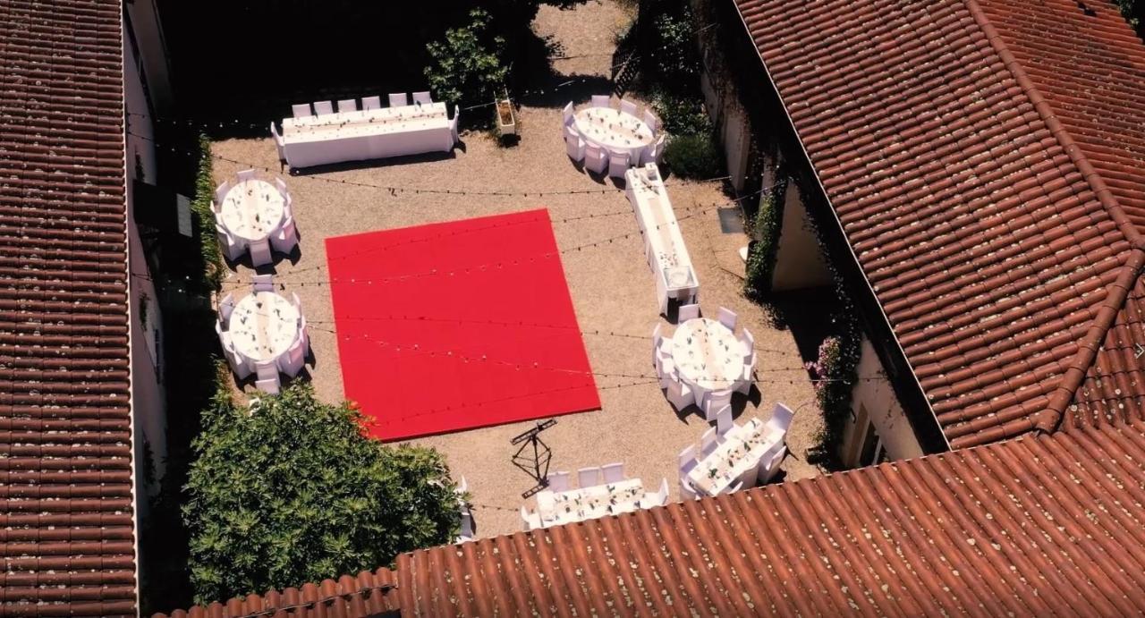 Gites Du Cheron - Speak French Only Brignais Exterior photo